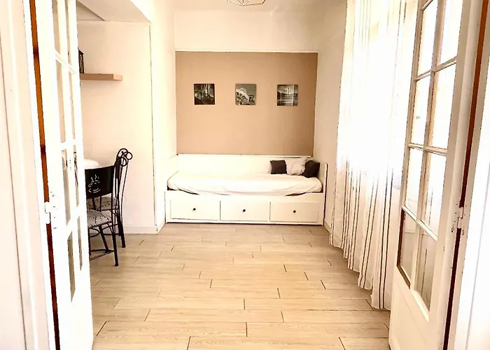 Apartment T2 4 Couchages Toulon